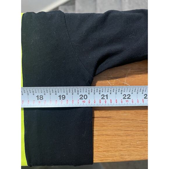 The 1975 Sz L Tee Shirt Wake Up Graphic Band Black - Picture 4 of 5